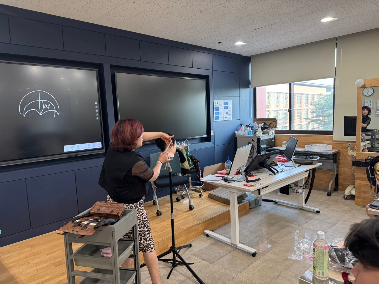 게시물의 2번째 이미지 - 하단 참조